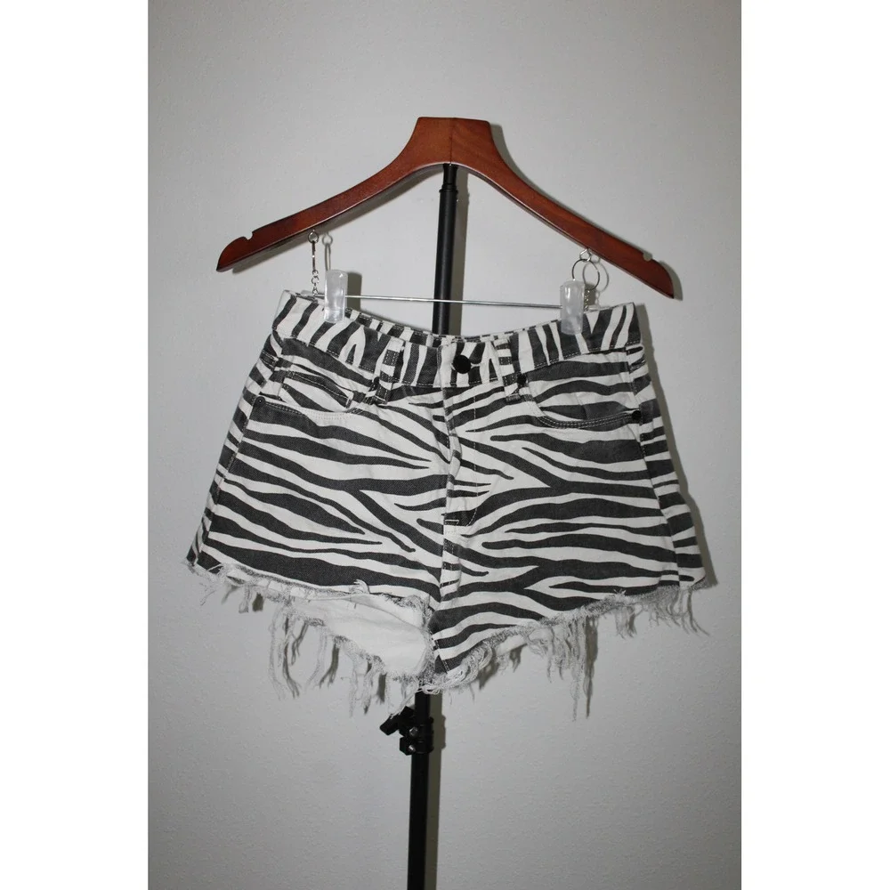 BlankNYC The Barrow Zebra Print High Rise Frayed Denim Shorts Black White 27